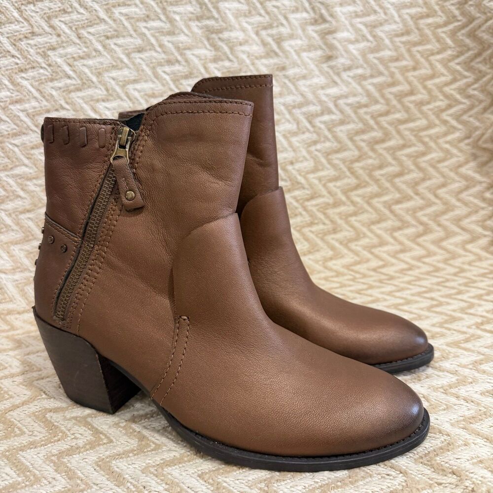 OTBT Women’s Red Eye Brown Leather Moto Western Ankle Boots